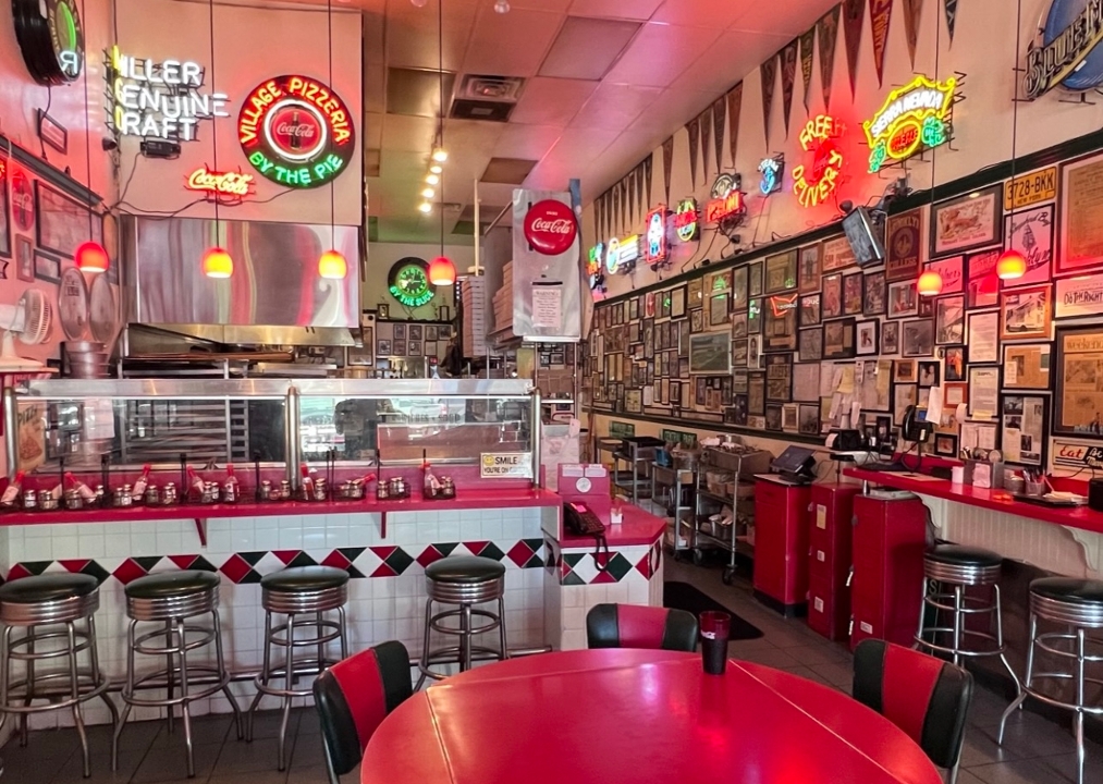 Village Pizzeria Larchmont