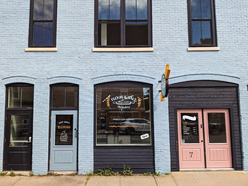 Flour & Salt Bakery and Cafe