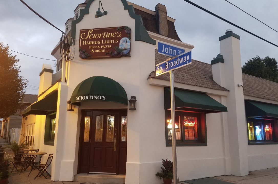 Sciortino's Harbor Lights