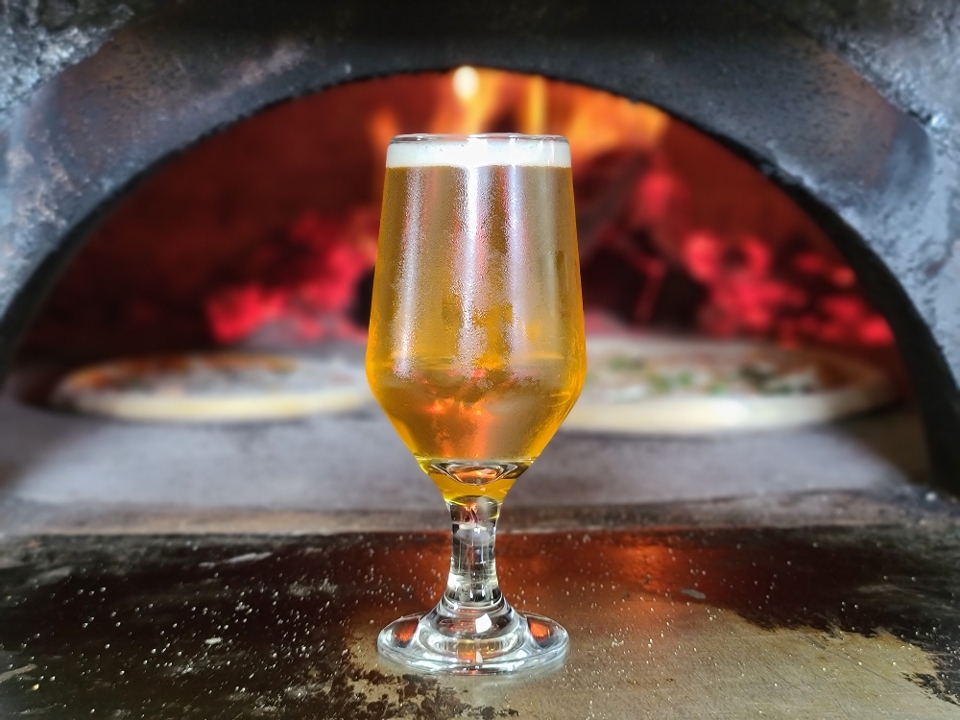 Heist Brewery and Barrel Arts / Livy's Neapolitan Pizza