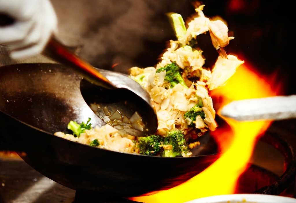 Bai Tong Thai Street Cafe