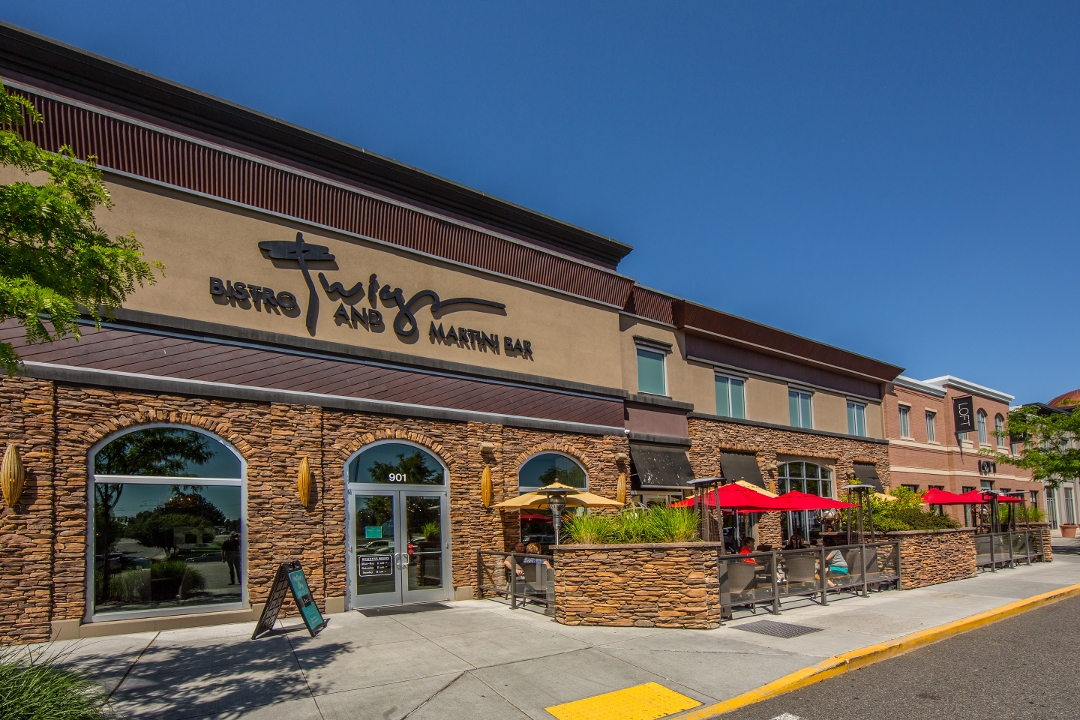 Twigs Bistro and Martini Bar