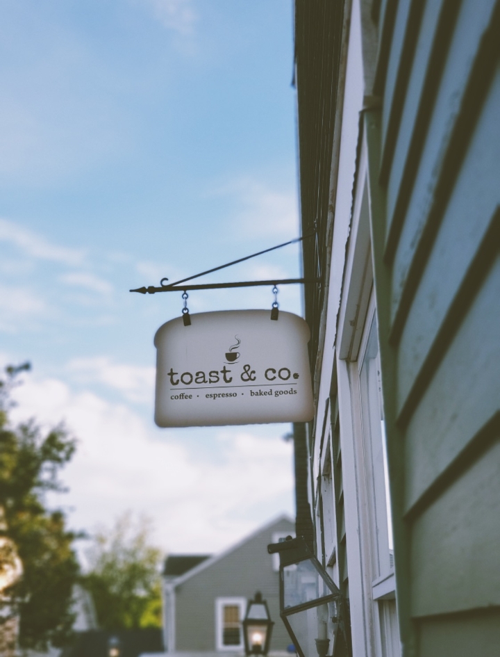 Toast & Co Litchfield