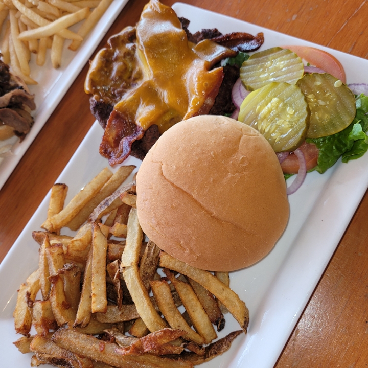 JT's Burgers & Wings