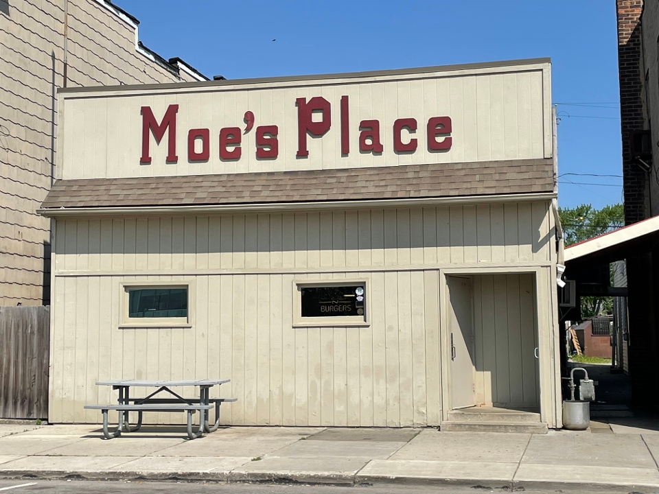 Moe's Place